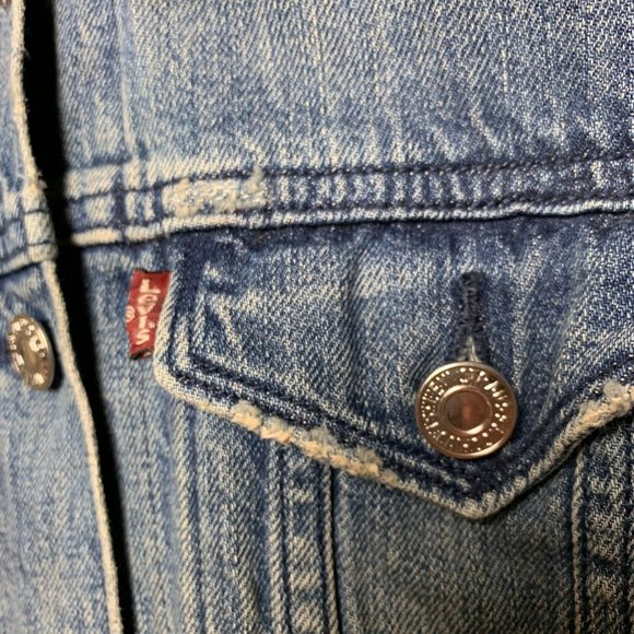 LEVI'S Trucker Jacket - Picture 4 of 7